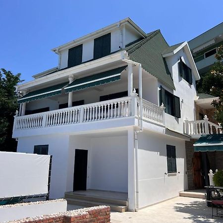 Vila Rexhepaj Vlorë 외부 사진